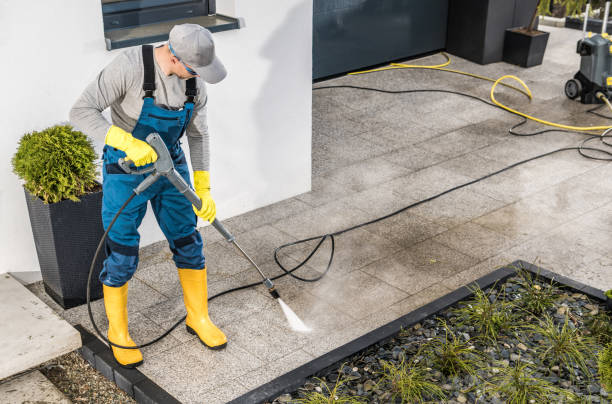 Best Pressure Washing Contractors  in Oak Island, NC